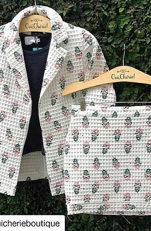 cabide de madeira para loja de roupas cabide de madeira para loja de roupas