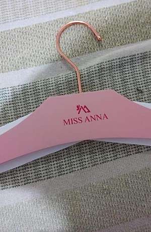 cabide de madeira personalizado cabide de madeira personalizado