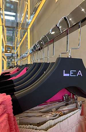 cabide de madeira personalizado cabide de madeira personalizado