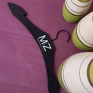 cabide preto madeira cabide preto madeira