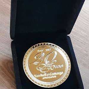 Placa de homenagem em acrílico preço Placa de homenagem em acrílico preço